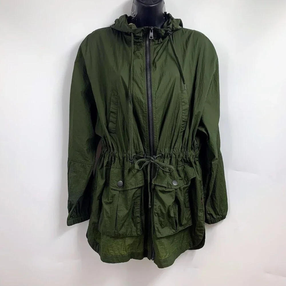 Levi's Women's Lightweight Hooded Cinch‎ Waist Windbreaker Size M